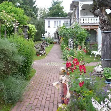 Kastanienhof 3* Goehren (Ruegen)