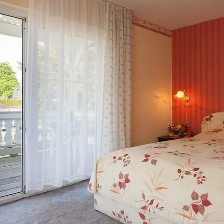 Penzion Kastanienhof 3*