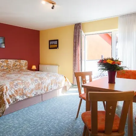 Penzion Kastanienhof 3*